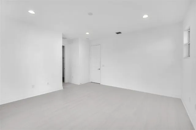 $3,695 | 6947 Pines Circle, Unit 21, Pompano Beach, FL 33073