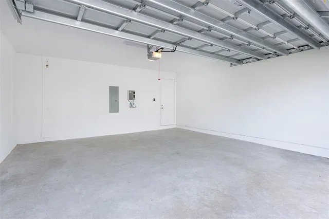 $3,795 | 6947 Pines Circle, Unit 21, Pompano Beach, FL 33073