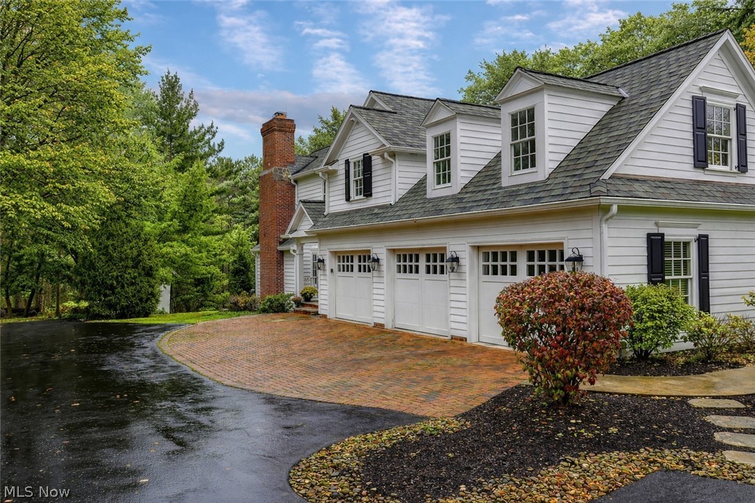33285 Woodleigh Road Cleveland, OH 44124 - Photo 45 of 50