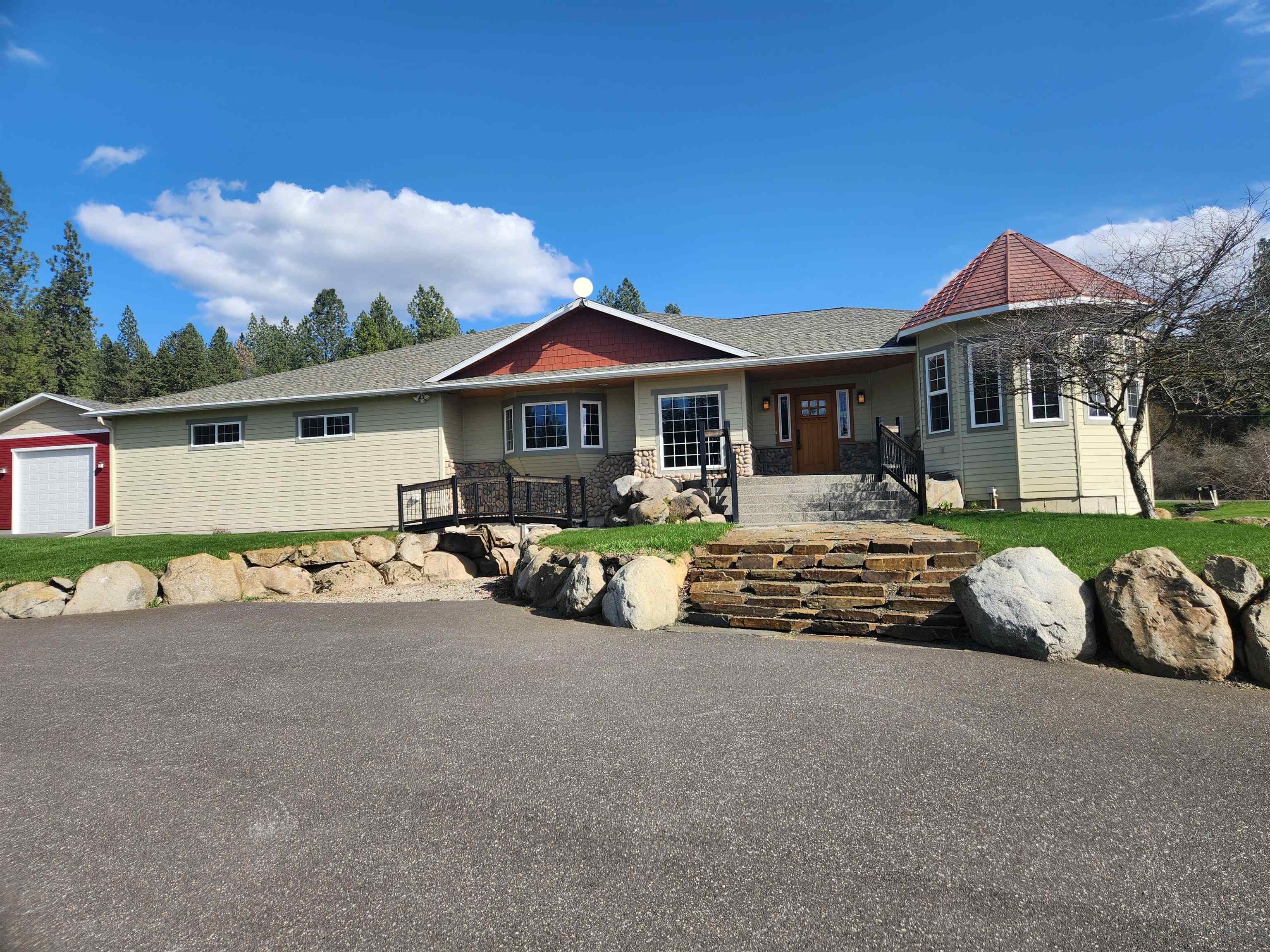 8615 East Lindgren Road Spokane, WA 99217 - Photo 2 of 49