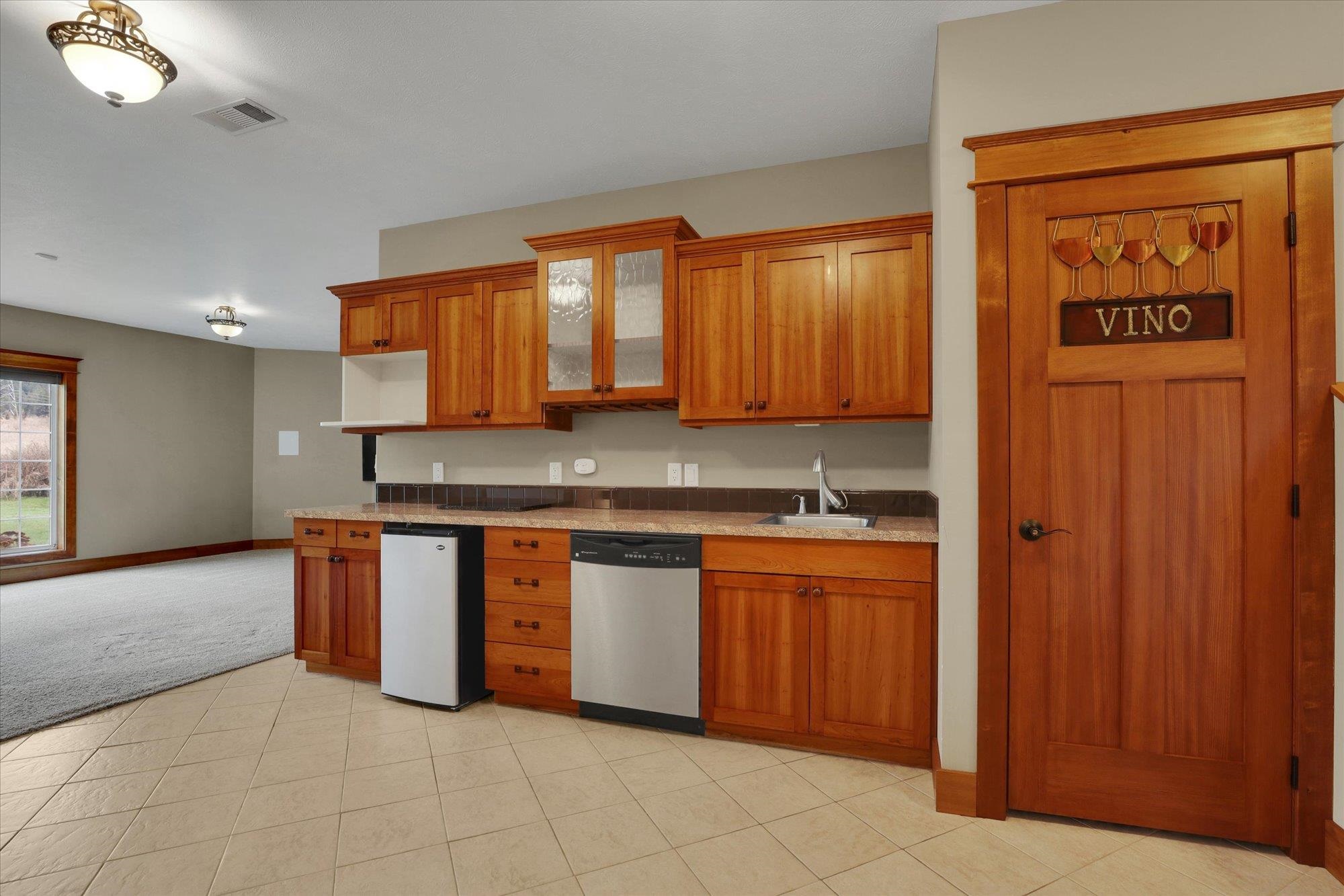 8615 East Lindgren Road Spokane, WA 99217 - Photo 23 of 49