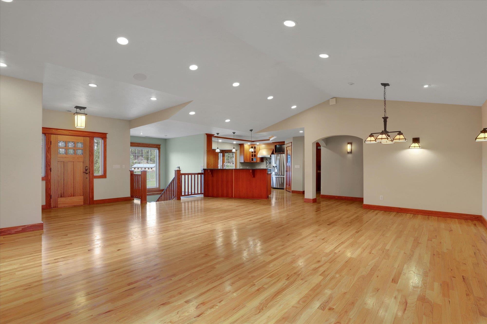 8615 East Lindgren Road Spokane, WA 99217 - Photo 6 of 49