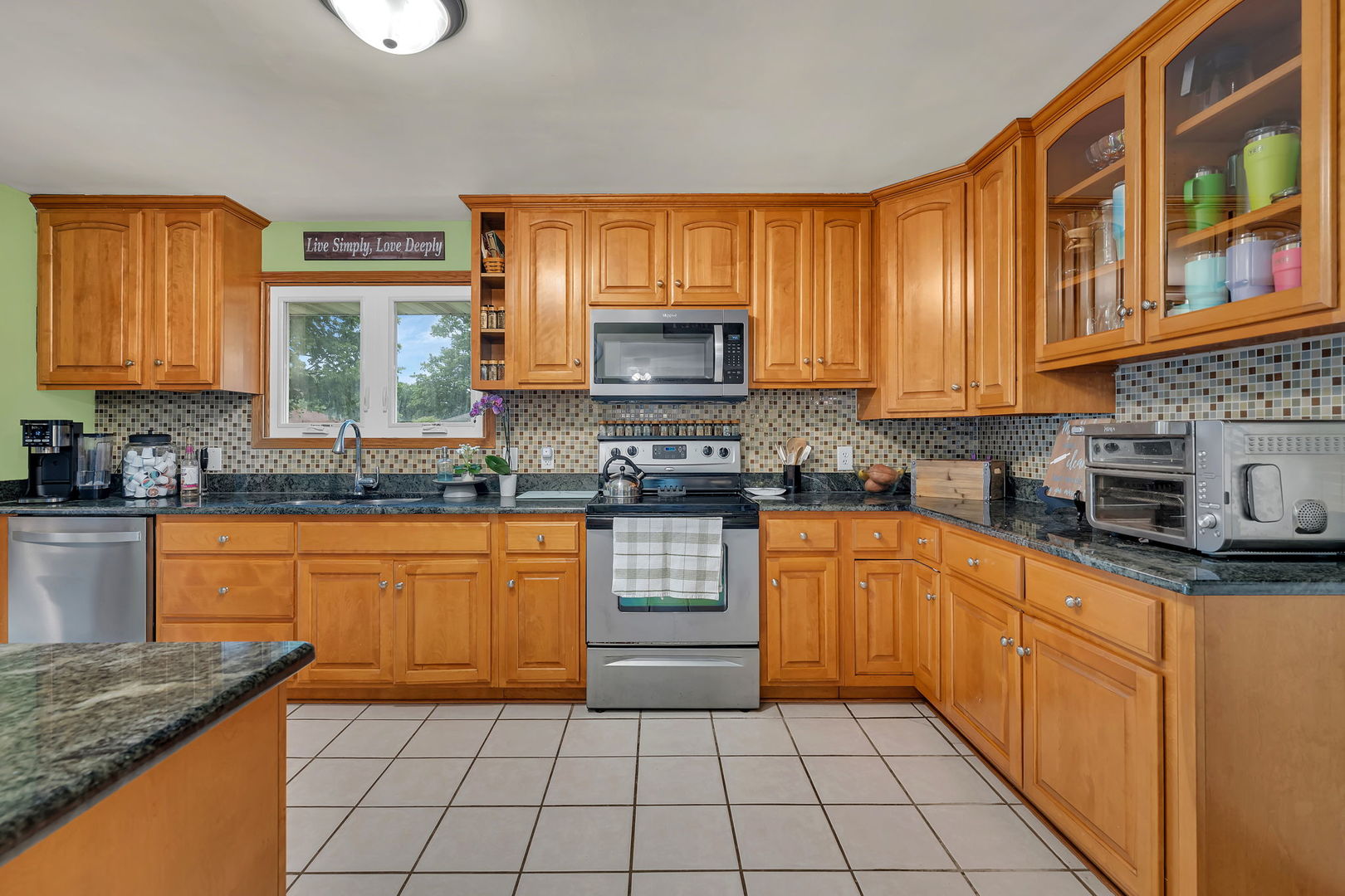 180 West Southmor Road Morris, IL 60450 - Photo 9 of 28