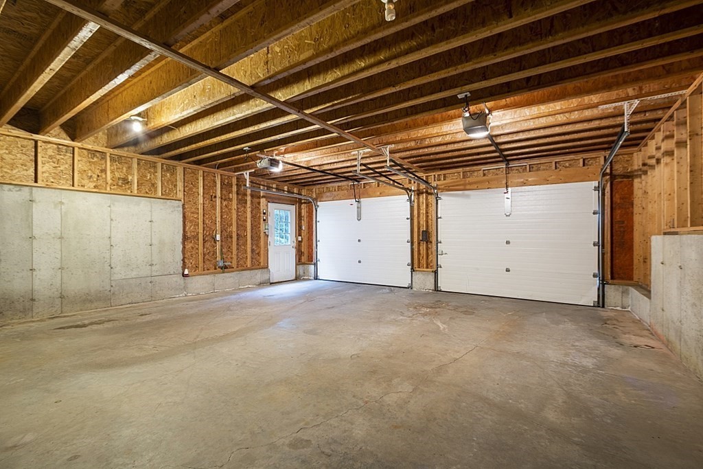 235 Minott Road Westminster, MA 01473 - Photo 19 of 32 a view of a garage
