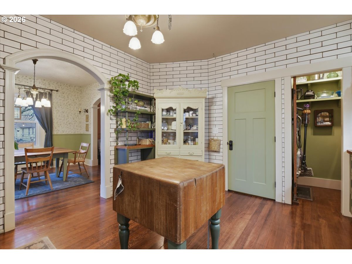 2207 Southwest 6th Avenue Camas, WA 98607 - Photo 20 of 47