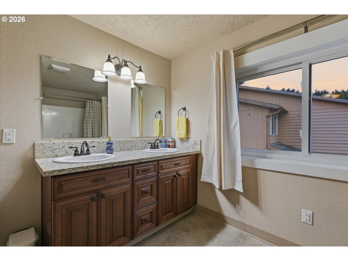 2207 Southwest 6th Avenue Camas, WA 98607 - Photo 30 of 47