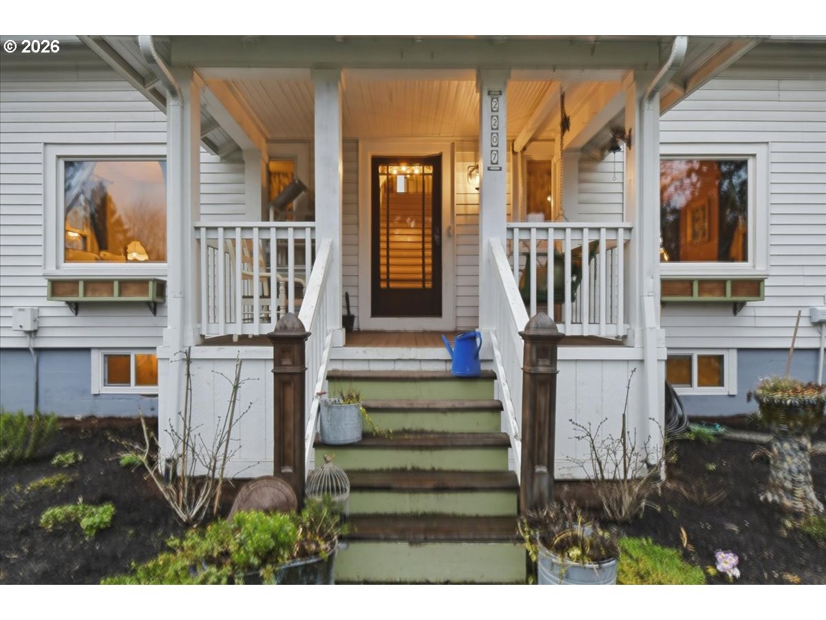 2207 Southwest 6th Avenue Camas, WA 98607 - Photo 4 of 47