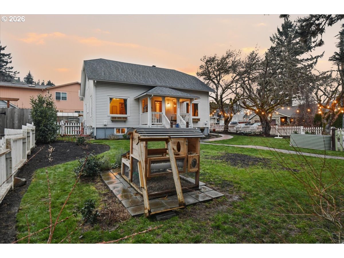 2207 Southwest 6th Avenue Camas, WA 98607 - Photo 43 of 47