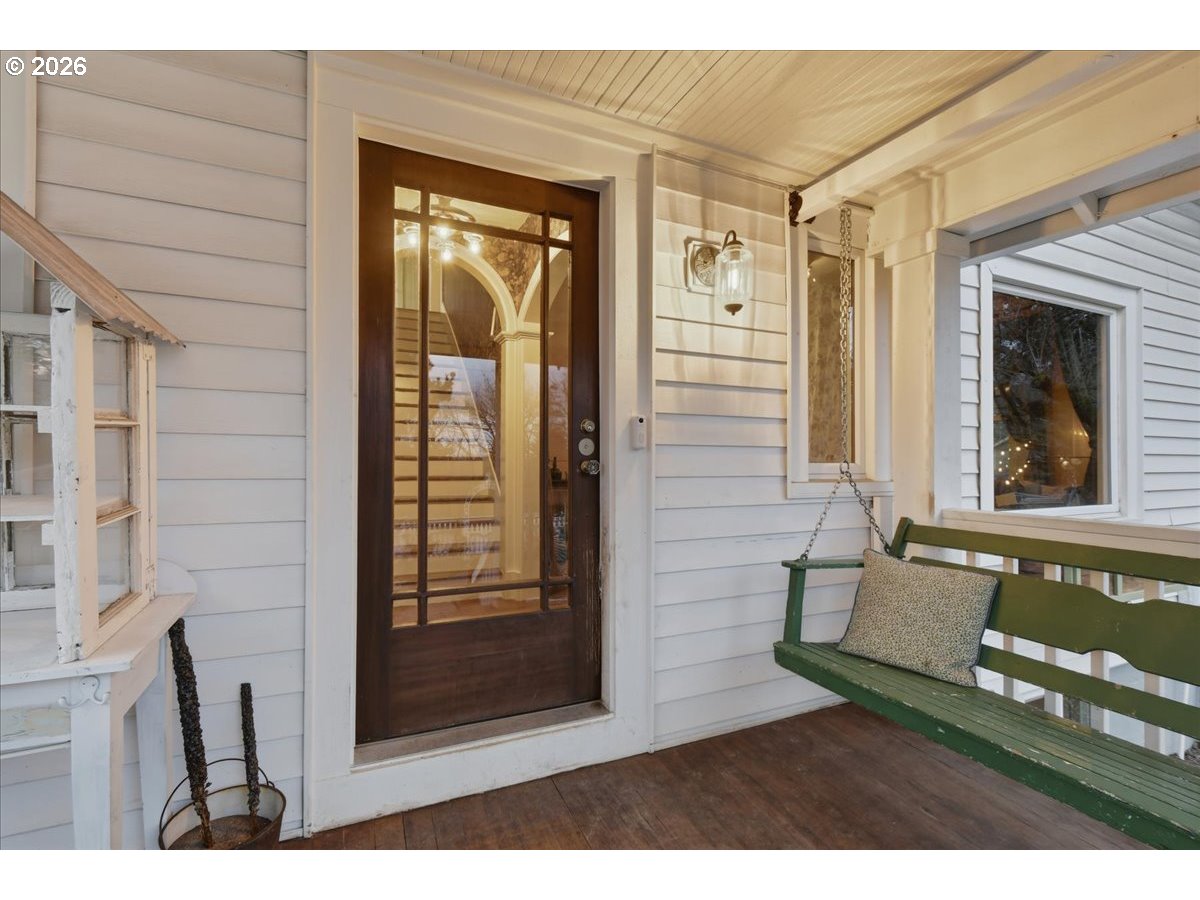 2207 Southwest 6th Avenue Camas, WA 98607 - Photo 5 of 47