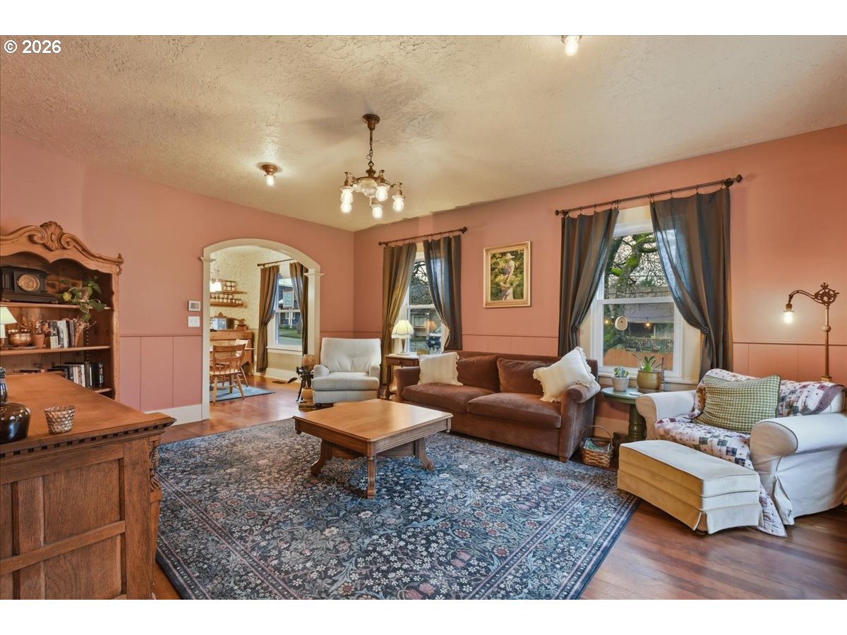 2207 Southwest 6th Avenue Camas, WA 98607 - Photo 8 of 47