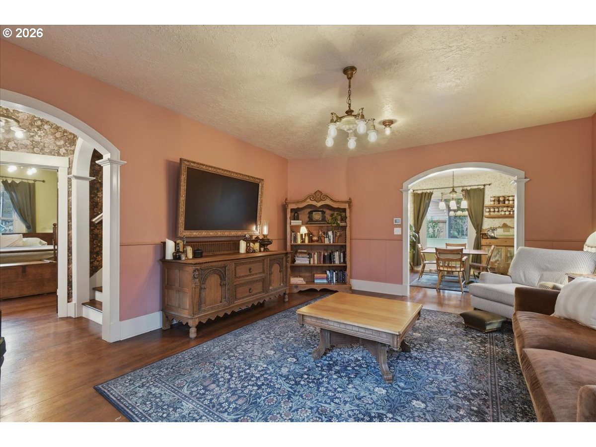 2207 Southwest 6th Avenue Camas, WA 98607 - Photo 9 of 47