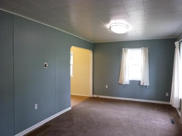 4021 North Locust Road Spokane, WA 99206 - Photo 3 of 9