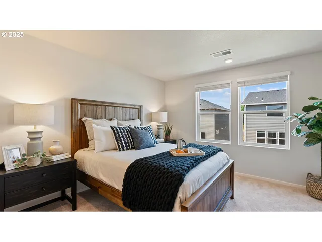 $554,995 | 3674 Southwest Binford Avenue, Gresham, OR 97080