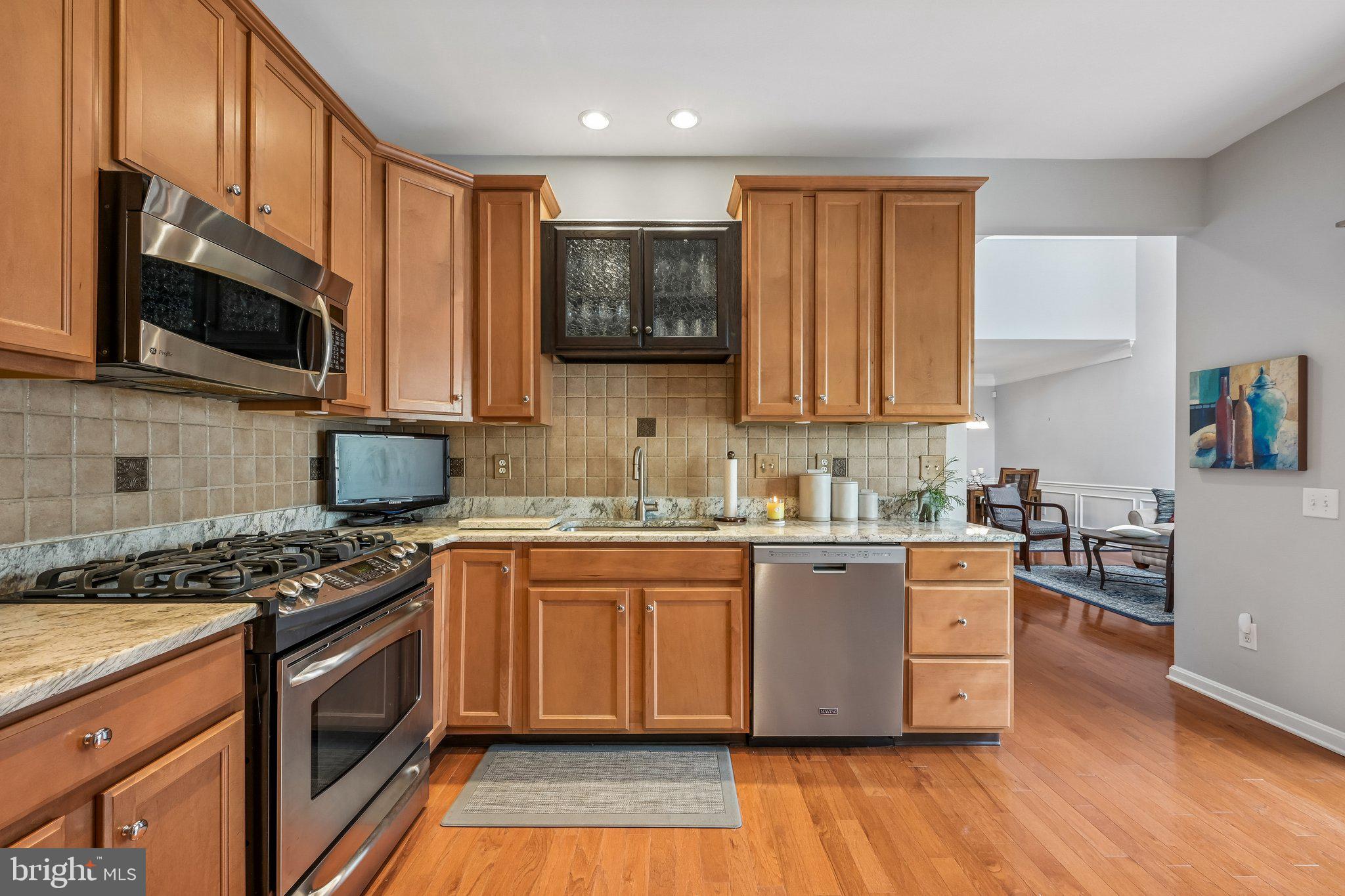 37 Stokes Avenue Voorhees, NJ 08043 - Photo 15 of 28 Kitchen with gas range