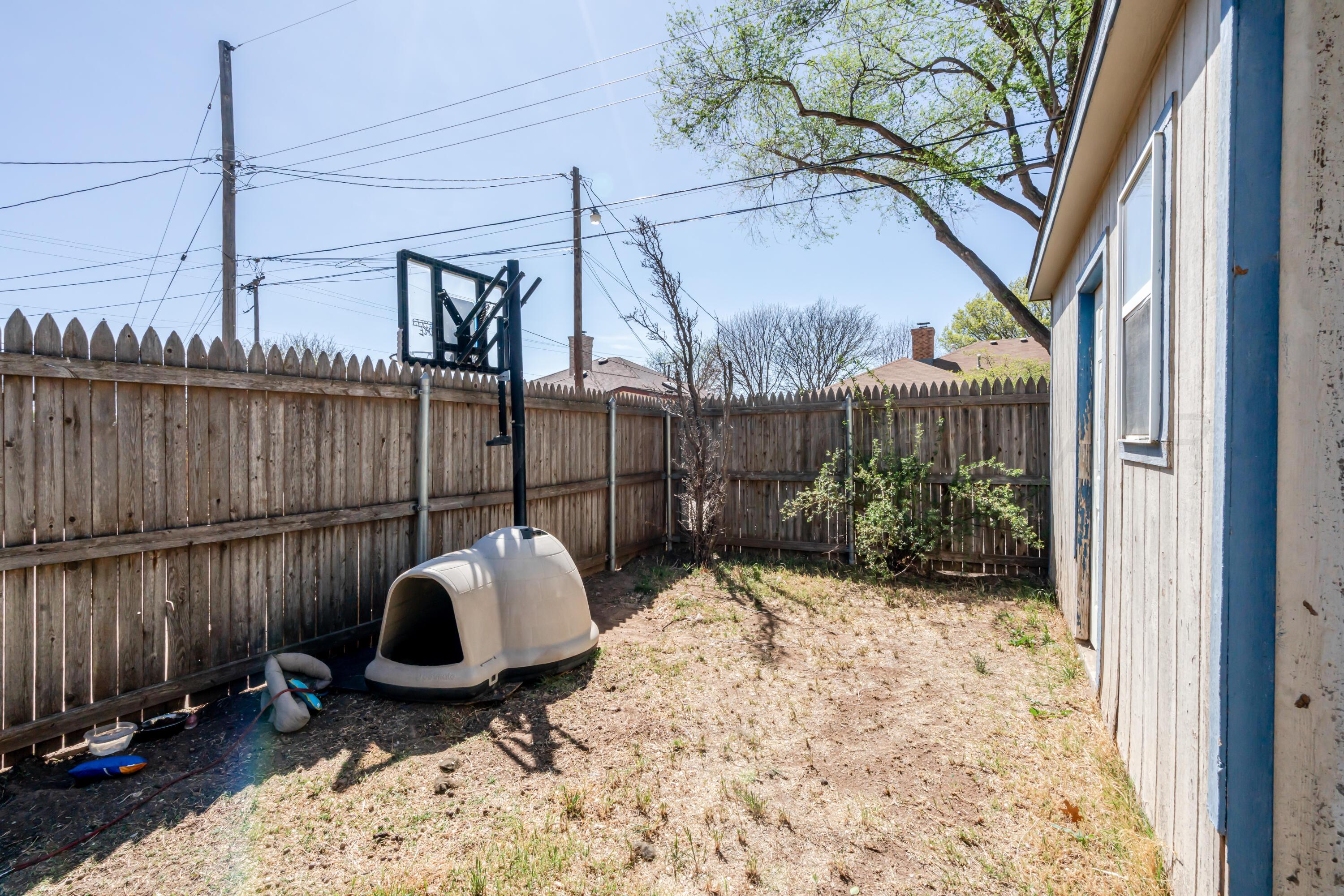 8010 Claret Street Amarillo, TX 79110 - Photo 34 of 36 Back Yard