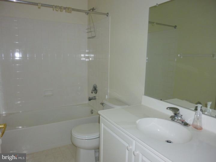 44 Stokes Road Mount Laurel, NJ 08054 - Photo 18 of 24 Bedroom - Main