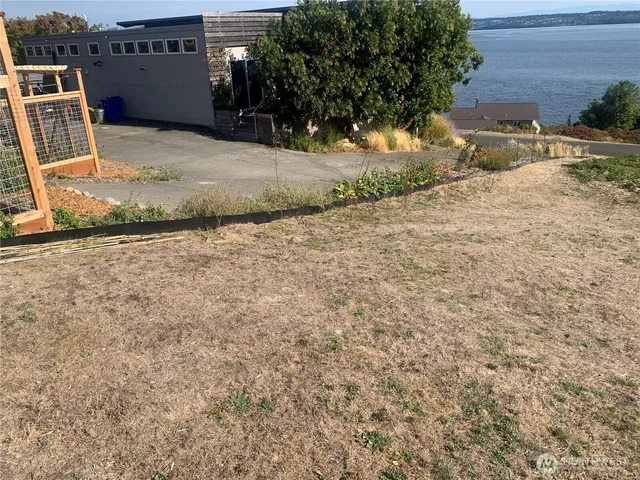 $350,000 | 25807 Gold Beach Drive Southwest, Vashon, WA 98070