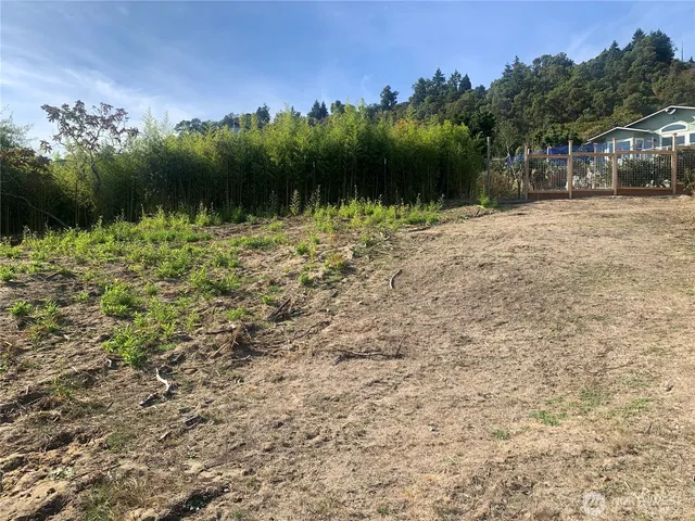 $350,000 | 25807 Gold Beach Drive Southwest, Vashon, WA 98070