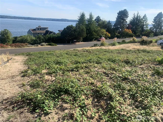 $350,000 | 25807 Gold Beach Drive Southwest, Vashon, WA 98070