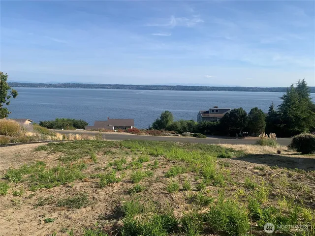 $350,000 | 25807 Gold Beach Drive Southwest, Vashon, WA 98070