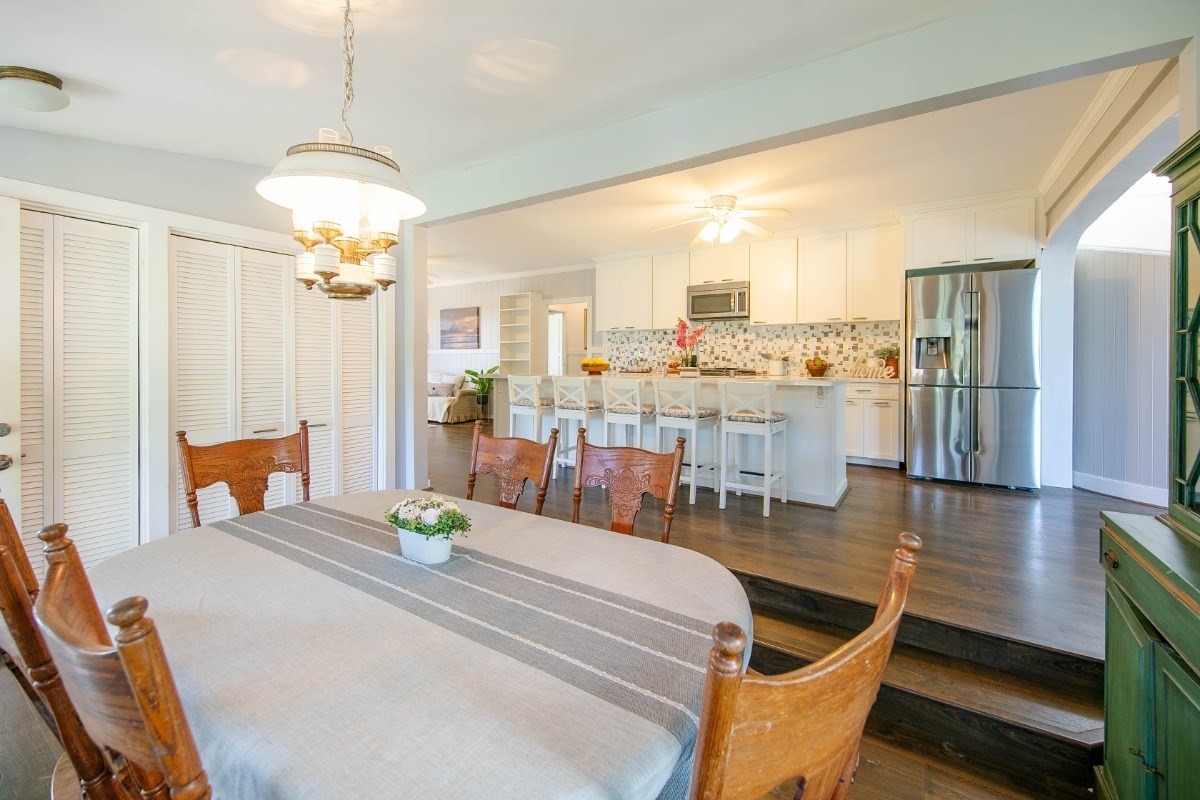 4368 Omao Road Koloa, HI 96756 - Photo 8 of 30 a room with lots of table and chairs