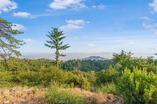 $1,499,999 | 30757 Knoll View Drive, Running Springs, CA 92382