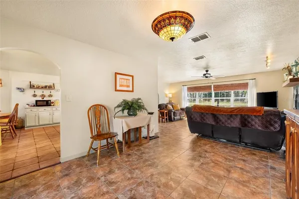 $629,900 | 7450 Highway 121, Morriston, FL 32668