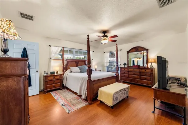 $629,900 | 7450 Highway 121, Morriston, FL 32668