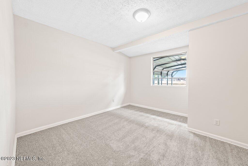 6751 Van Gundy Road Jacksonville, FL 32208 - Photo 5 of 26 P2741316.JPG-SMALL