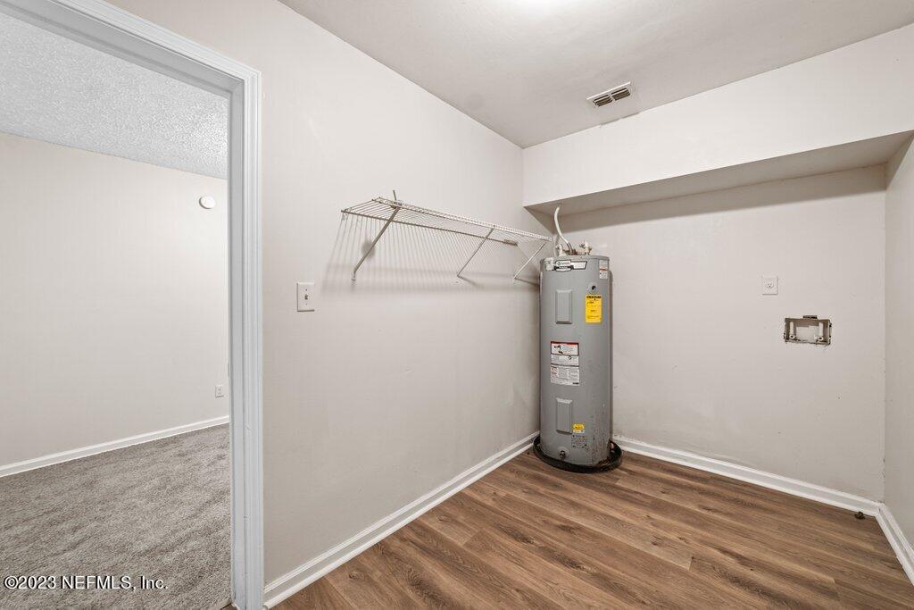 6751 Van Gundy Road Jacksonville, FL 32208 - Photo 8 of 26 P2741326.JPG-SMALL