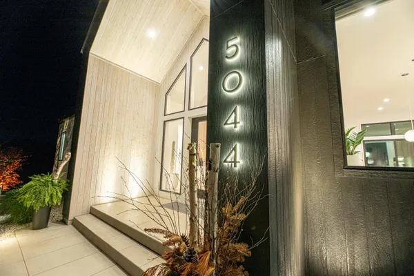 $1,950,000 | 5044 Hickory Pointe Woods Street Southeast, Ada, MI 49301