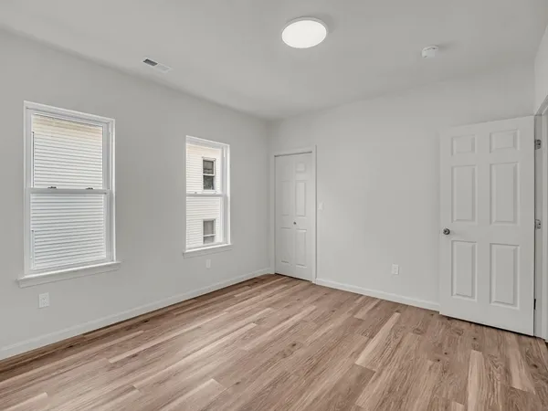 $3,200 | 12 Alpine Street, Unit 1, Worcester, MA 01610