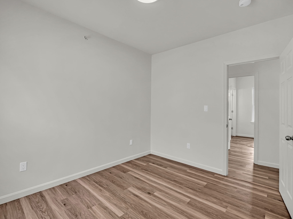 12 Alpine Street, Unit 1 Worcester, MA 01610 - Photo 19 of 33