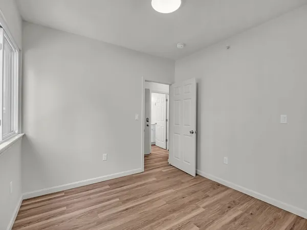 $3,200 | 12 Alpine Street, Unit 1, Worcester, MA 01610