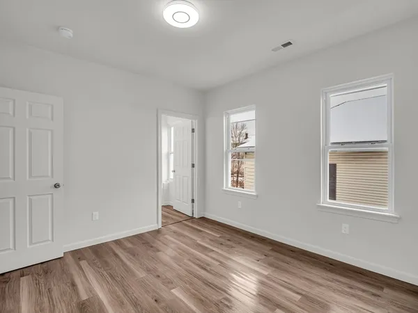 $3,200 | 12 Alpine Street, Unit 1, Worcester, MA 01610