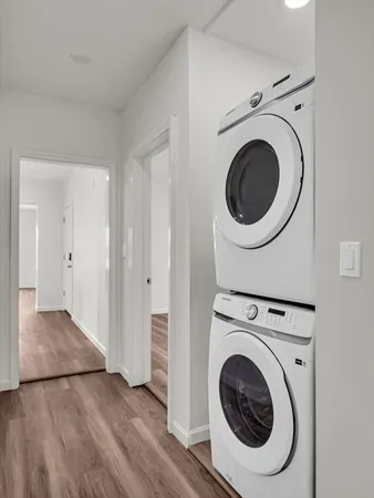 $3,200 | 12 Alpine Street, Unit 1, Worcester, MA 01610