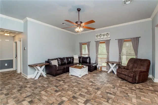 $278,000 | 28320 Ridge Lane, Springfield, LA 70462