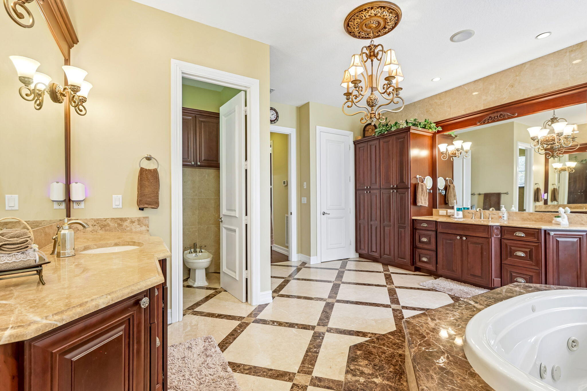 2130 Southwest 113th Avenue Davie, FL 33325 - Photo 27 of 58 Bathroom