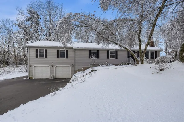 $749,900 | 52 Montclair Drive, North Attleboro, MA 02760