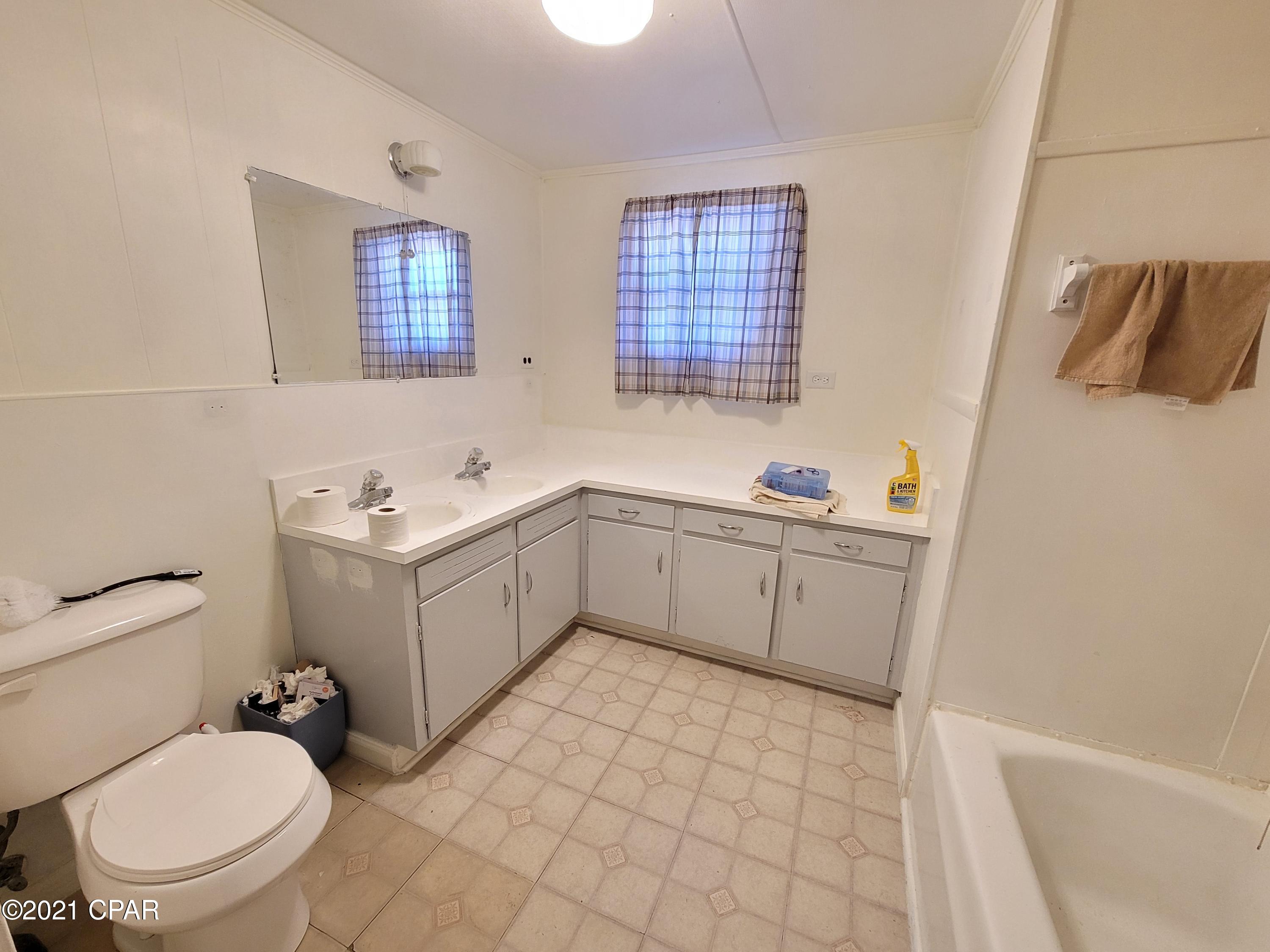 5075 Simsville Road Marianna, FL 32448 - Photo 21 of 44 Gallery Image 21