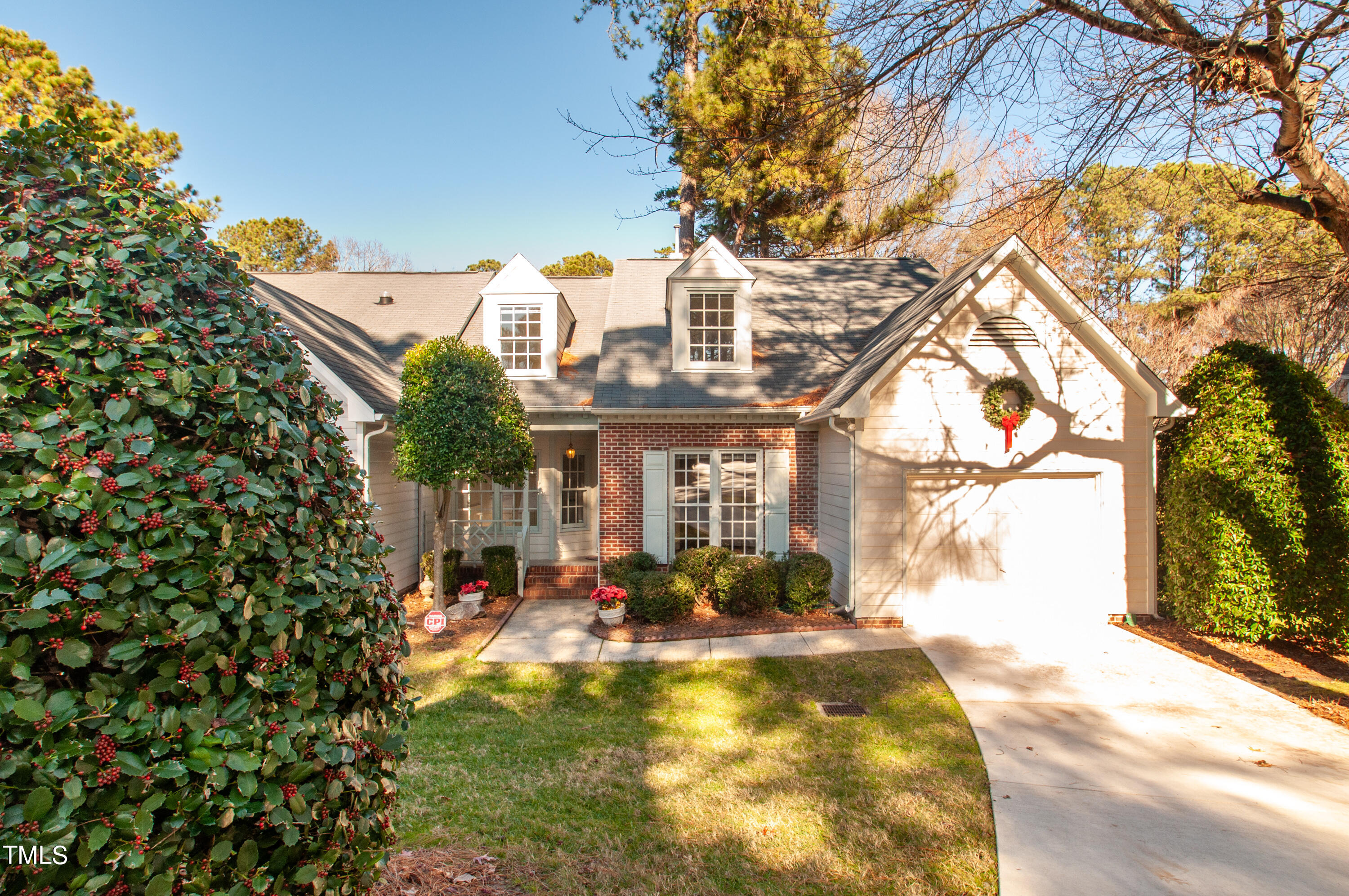27 Renwick Court Raleigh, NC 27615 - Photo 1 of 49 27 Renwick