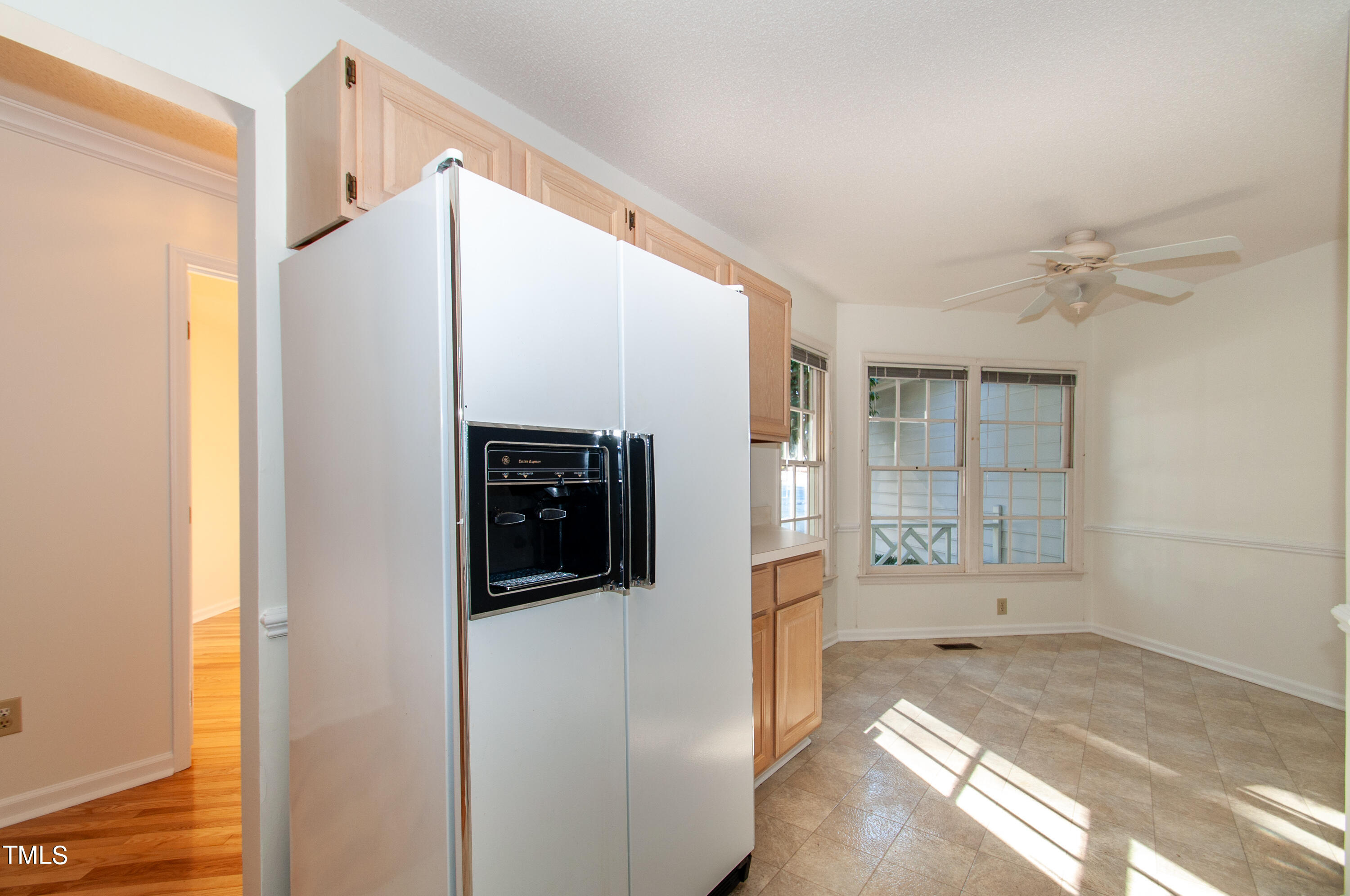 27 Renwick Court Raleigh, NC 27615 - Photo 21 of 49 DSC_0006Kitchen-Breakfast