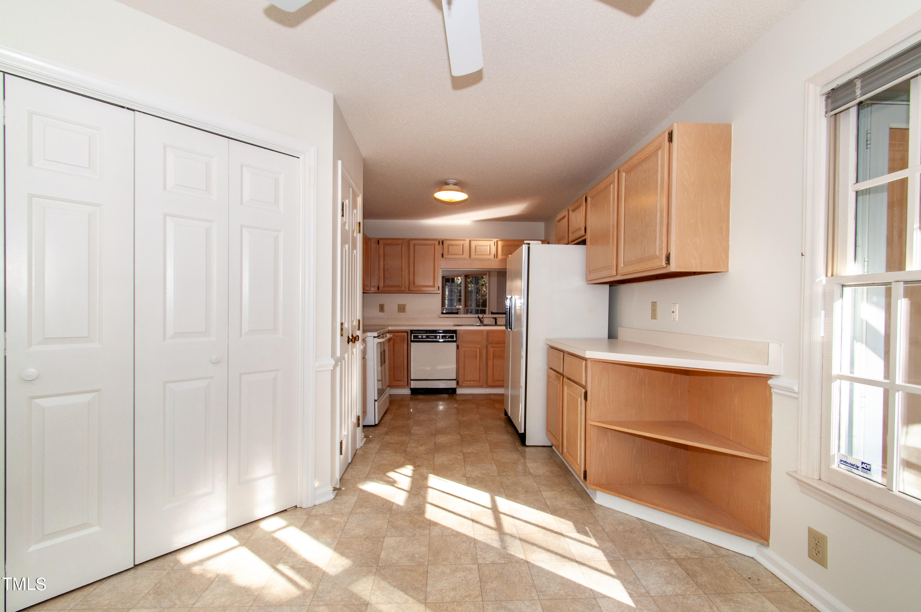 27 Renwick Court Raleigh, NC 27615 - Photo 24 of 49 Breakfast-Kitchen