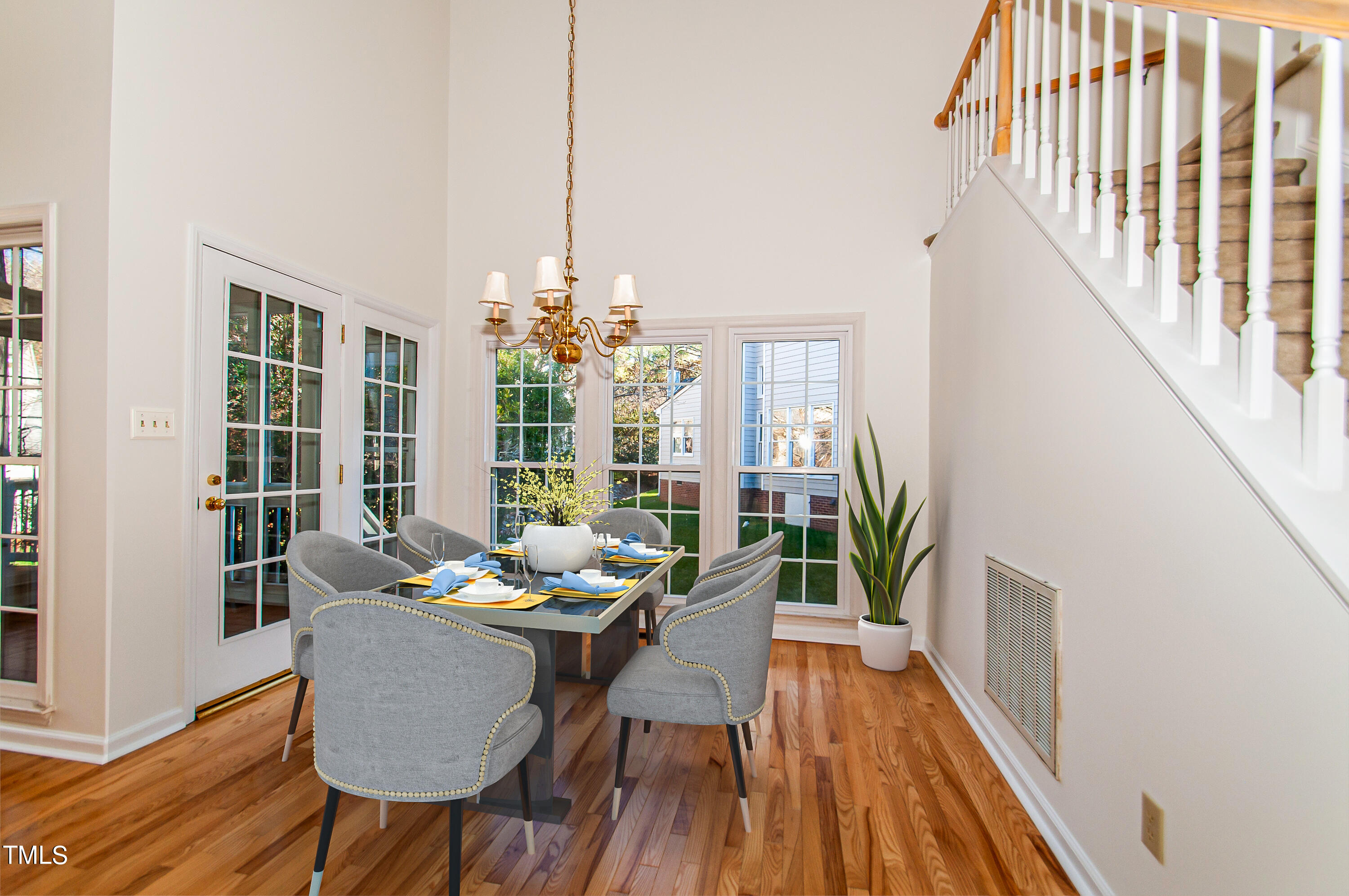 27 Renwick Court Raleigh, NC 27615 - Photo 5 of 49 Dining stagedjpg