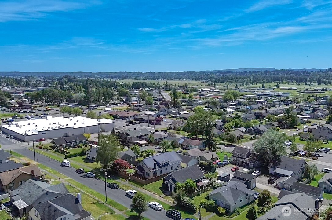 181 Southeast 9th Street Chehalis, WA 98532 - Photo 3 of 33