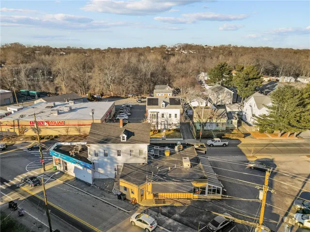 $995,000 | 1039 Douglas Avenue, Providence, RI 02904