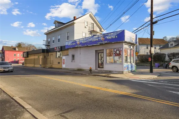 $995,000 | 1039 Douglas Avenue, Providence, RI 02904