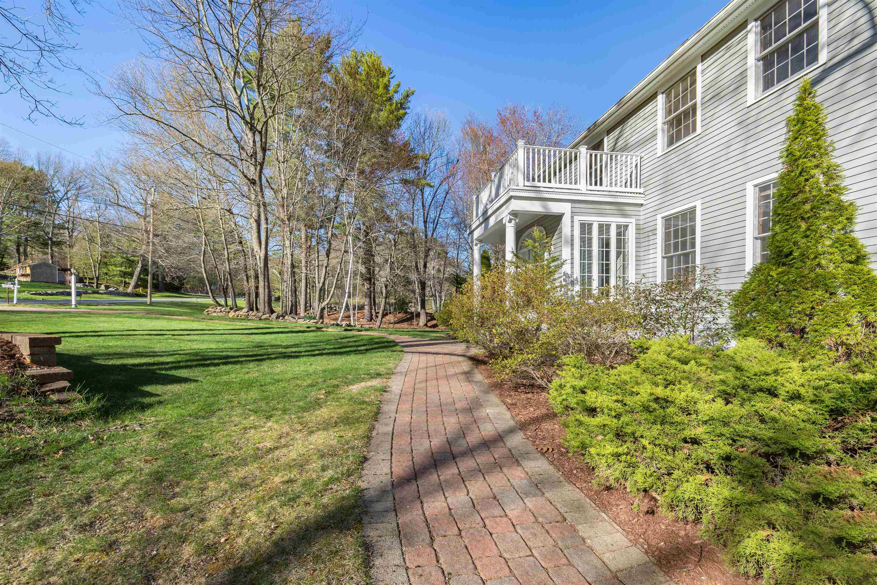 60 Cambridge Road Hampstead, NH 03841 - Photo 28 of 33