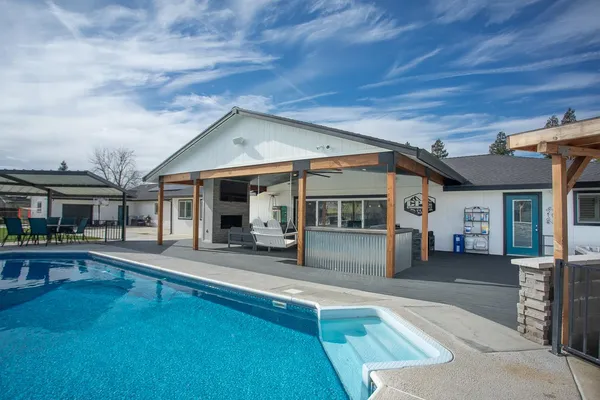 $1,200,000 | 1559 Daphne Lane, Yuba City, CA 95993