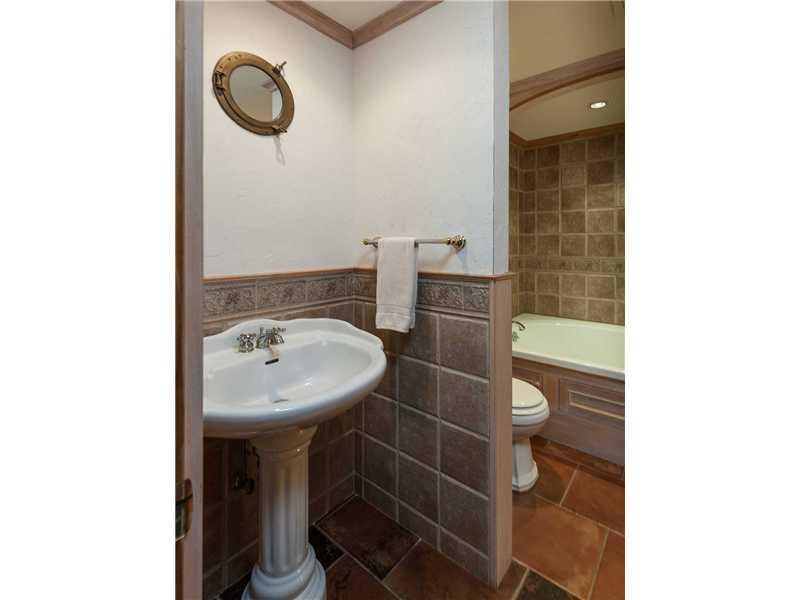 44 Tower Road Kittery Point, ME 03905 - Photo 18 of 32 Master Bath/Spa. A lovely pedestal...